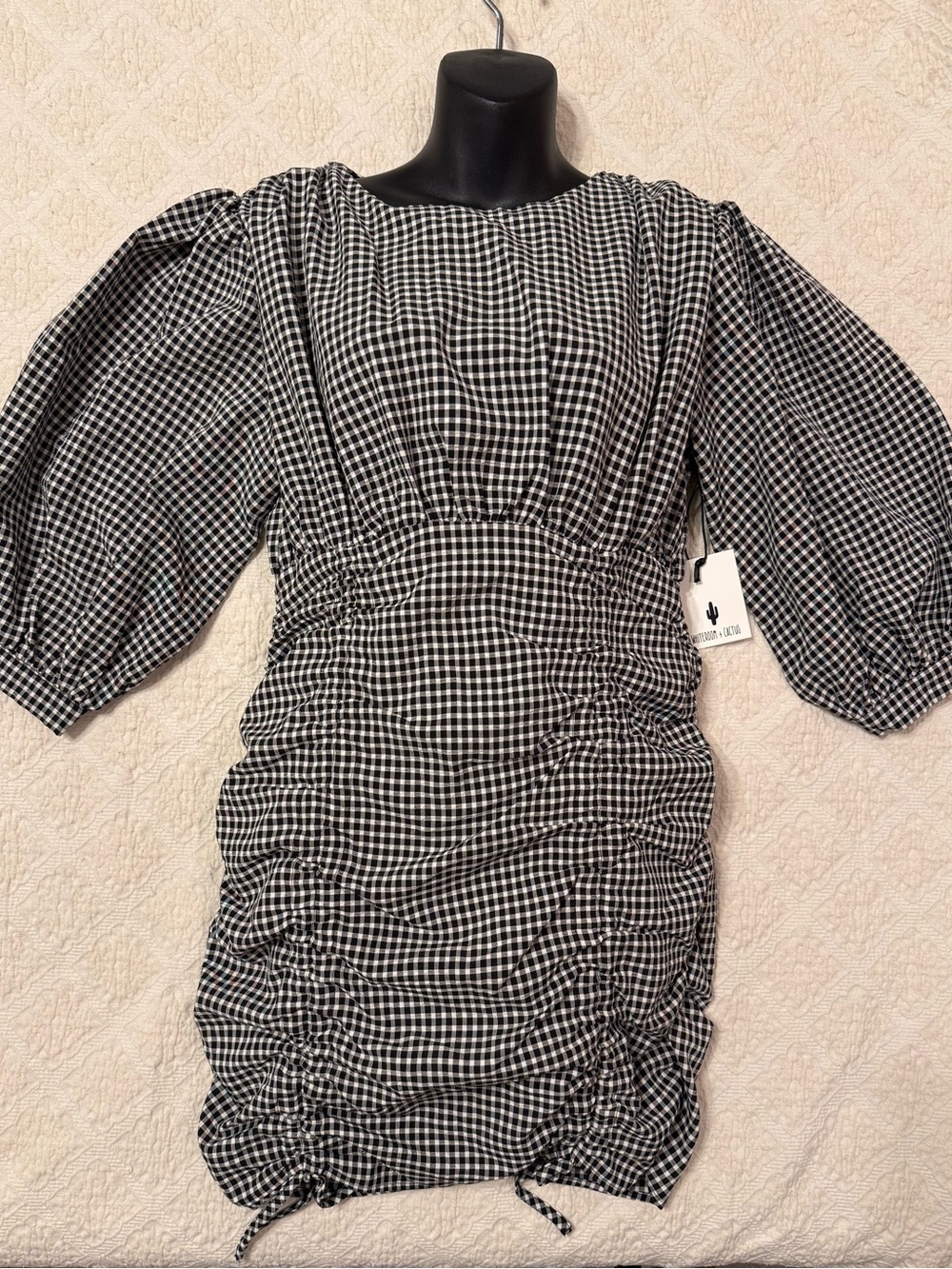 Black & White Gingham Ruched Puff-Sleeve Casual Dress